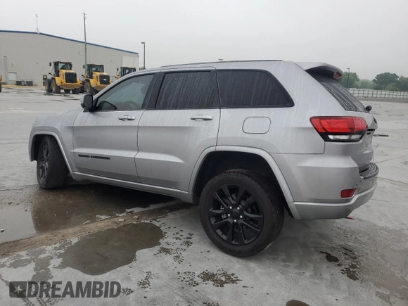 2020 Jeep Grand Cherokee Laredo E with VIN 1C4RJEAG0LC404853, listed as a Copart auction lot 50466255 with 50,661 mi miles and Non repairable. Bid and sale history available at DreamBid. Image 2.