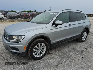 2020 Volkswagen Tiguan S with VIN 3VV1B7AXXLM038227, listed as a Copart auction lot 59495955 with 113,098 mi miles and Clean title. Bid and sale history available at DreamBid. Image 1.