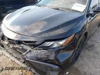 2022 Toyota Camry XSE z VIN 4T1K61AK7NU499890, wystawiony jako IAAI lot #39839639 z przebiegiem 103 043 mil mil oraz . Historia ofert i sprzedaży dostępna na DreamBid. Obrazek 18.