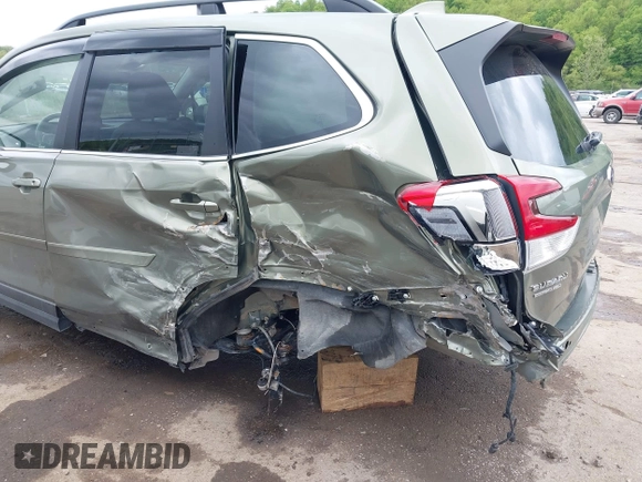 2020 Subaru Forester Limited with VIN JF2SKAUC9LH541455, listed as a IAAI auction lot 42201041 with 50,128 mi miles and . Bid and sale history available at DreamBid. Image 6.