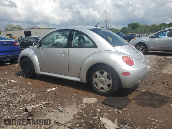 2001 Volkswagen Beetle GLX with VIN 3VWDD21C21M406898, listed as a Copart auction lot 55597675 with 104,597 mi miles and Salvage Title. Bid and sale history available at DreamBid. Image 2.