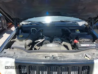 2006 Jeep Commander z VIN 1J8HH48K76C204366, wystawiony jako IAAI lot #41957060 z przebiegiem 173 353 mil mil oraz . Historia ofert i sprzedaży dostępna na DreamBid. Obrazek 10.