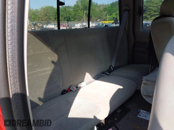 2003 Ford F-250 XL with VIN 1FTNX21L93ED65032, listed as a IAAI auction lot 42562542 with 156,422 mi miles and . Bid and sale history available at DreamBid. Image 8.