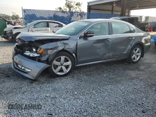 2015 Volkswagen Passat Limited Edition Edition z VIN 1VWAT7A31FC076196, wystawiony jako Copart lot #56224525 z przebiegiem 99 380 mil mil oraz Szkoda całkowita • Salvage title. Historia ofert i sprzedaży dostępna na DreamBid. Obrazek 1.