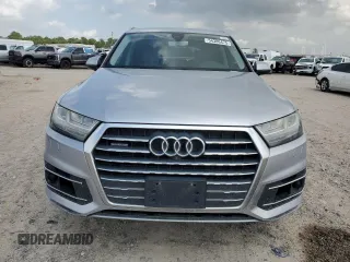 2017 Audi Q7 Premium Plus with VIN WA1LAAF70HD011454, listed as a Copart auction lot 54386475 with 151,063 mi miles and Clean Title. Bid and sale history available at carsss.com. Image 5.