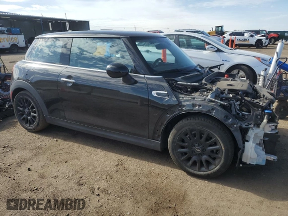 2019 MINI Hardtop Cooper with VIN WMWXP5C51K2H30117, listed as a Copart auction lot 55526285 with 52,764 mi miles and Salvage title. Bid and sale history available at DreamBid. Image 4.