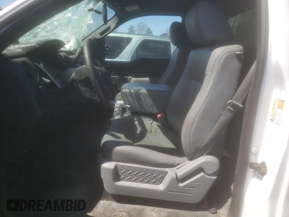 2014 Ford F-150 XL with VIN 1FTMF1CM7EKF68634, listed as a Copart auction lot 49832795 with 125,245 mi miles and Salvage Title. Bid and sale history available at carsss.com. Image 7.