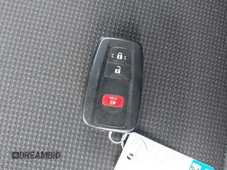 2021 Toyota Prius L Eco z VIN JTDKAMFU3M3152785, wystawiony jako IAAI lot #42501351 z przebiegiem 60 489 mil mil oraz . Historia ofert i sprzedaży dostępna na DreamBid. Obrazek 11.