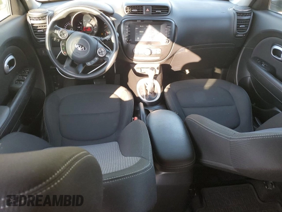 2018 Kia Soul + with VIN KNDJP3A58J7895273, listed as a Copart auction lot 82486664 with 54,697 mi miles and Salvage Title. Bid and sale history available at carsss.com. Image 8.
