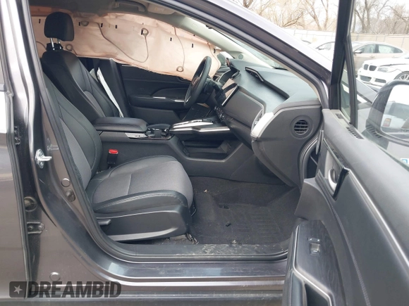 2019 Honda Clarity Plug-In Hybrid with VIN JHMZC5F18KC006818, listed as a IAAI auction lot 41905854 with 85,135 mi miles. Bid and sale history available at carsss.com. Image 5.