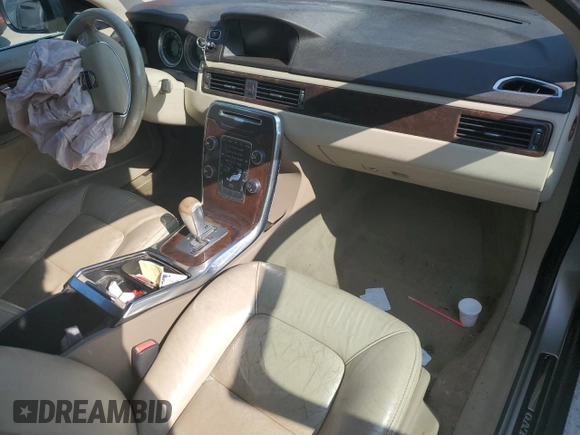 2012 Volvo XC70 3.2L with VIN YV4940BZ3C1132091, listed as a Copart auction lot 69978264 with Not Provided miles and Salvage Title. Bid and sale history available at DreamBid. Image 8.
