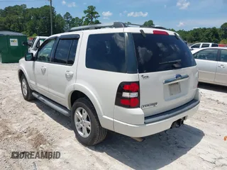 2010 Ford Explorer XLT z VIN 1FMEU6DE2AUA05113, wystawiony jako IAAI lot #42649518 z przebiegiem 114 391 mil mil oraz . Historia ofert i sprzedaży dostępna na DreamBid. Obrazek 3.