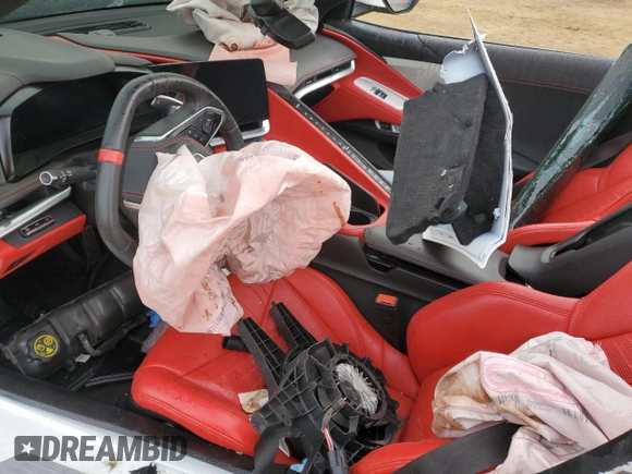 2021 Chevrolet Corvette 3LT z VIN 1G1YC2D48M5102649, wystawiony jako Copart lot #45245515 z przebiegiem Nie podano mil oraz Szkoda całkowita • Salvage title. Historia ofert i sprzedaży dostępna na DreamBid. Obrazek 8.