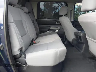 2022 Toyota Tundra 2WD SR5 with VIN 5TFLA5AB3NX009183, listed as a IAAI auction lot 41029101 with 104,806 mi miles. Bid and sale history available at carsss.com. Image 8.