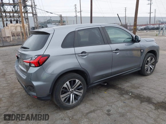 2021 Mitsubishi Outlander ES with VIN JA4APUAU2MU036192, listed as a IAAI auction lot 42174044 with 54,331 mi miles and . Bid and sale history available at DreamBid. Image 4.
