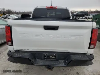 2024 Chevrolet Colorado 4WD Trail Boss with VIN 1GCPTEEK7R1124853, listed as a Copart auction lot 45279945 with 22,775 mi miles and Salvage Title. Bid and sale history available at carsss.com. Image 6.
