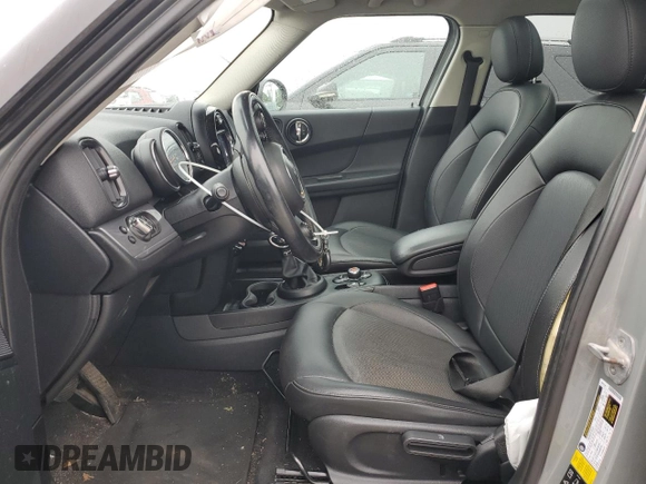 2019 MINI Countryman Cooper с VIN WMZYV5C55K3F57872, выставлен на аукционе Copart как лот 60368595 с пробегом 102 129 миль миль и Чистый • Clean title. История ставок и продаж доступна на DreamBid. Изображение 7.