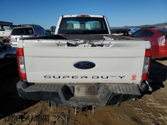 2019 Ford Super Duty F-250 SRW XL with VIN 1FTBF2A65KED83977, listed as a Copart auction lot 41537465 with 97,457 mi miles and Salvage Title. Bid and sale history available at carsss.com. Image 6.