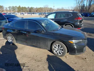 2025 Honda Civic Sedan LX with VIN 2HGFE2F25SH511249, listed as a IAAI auction lot 41605519 with 6,262 mi miles. Bid and sale history available at carsss.com. Image 13.