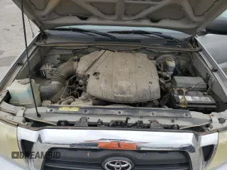 2006 Toyota Tacoma z VIN 5TELU42N46Z189911, wystawiony jako Copart lot #52931055 z przebiegiem 161 140 mil mil oraz Szkoda całkowita • Salvage title. Historia ofert i sprzedaży dostępna na DreamBid. Obrazek 11.
