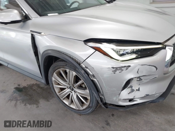2020 Infiniti QX50 Luxe z VIN 3PCAJ5M14LF113182, wystawiony jako IAAI lot #42651997 z przebiegiem 23 035 mil mil oraz . Historia ofert i sprzedaży dostępna na DreamBid. Obrazek 6.