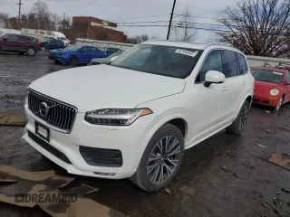 2021 Volvo XC90 Momentum with VIN YV4102PK1M1699109, listed as a Copart auction lot 46104045 with 0 mi miles and Salvage Title. Bid and sale history available at carsss.com. Image 1.