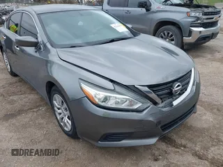 2017 Nissan Altima S z VIN 1N4AL3AP8HN364874, wystawiony jako IAAI lot #42124451 z przebiegiem 114 967 mil mil oraz . Historia ofert i sprzedaży dostępna na DreamBid. Obrazek 6.