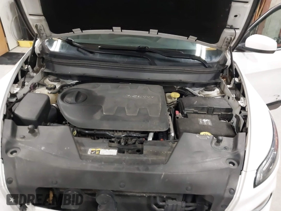 2014 Jeep Cherokee Limited with VIN 1C4PJMDS1EW235980, listed as a IAAI auction lot 41994044 with 128,292 mi miles and . Bid and sale history available at DreamBid. Image 10.