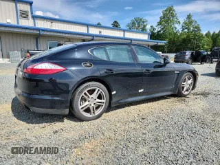 2012 Porsche Panamera z VIN WP0AA2A79CL017990, wystawiony jako Copart lot #60265235 z przebiegiem 60 679 mil mil oraz Szkoda całkowita • Salvage title. Historia ofert i sprzedaży dostępna na DreamBid. Obrazek 3.