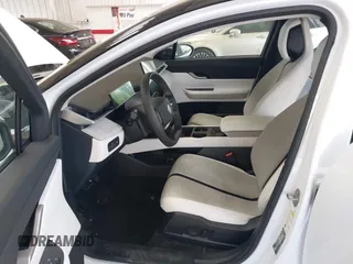 2023 Fisker Ocean Extreme с VIN VCF1EBU23PG006972, выставлен на аукционе IAAI как лот 42236647 с пробегом Не указан миль и . История ставок и продаж доступна на DreamBid. Изображение 5.