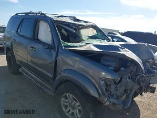 2006 Toyota Sequoia SR5 with VIN 5TDZT34A16S275045, listed as a IAAI auction lot 41761960 with 1 mi miles. Bid and sale history available at carsss.com. Image 1.