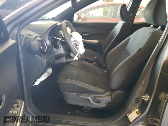 2019 Nissan Kicks SV with VIN 3N1CP5CU7KL554049, listed as a Copart auction lot 48328275 with 100,958 mi miles and Salvage Title. Bid and sale history available at carsss.com. Image 7.