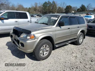 2002 Mitsubishi Montero Sport XLS with VIN JA4MT31R42J055453, listed as a Copart auction lot 49304455 with 137,106 mi miles and Salvage Title. Bid and sale history available at carsss.com. Image 1.