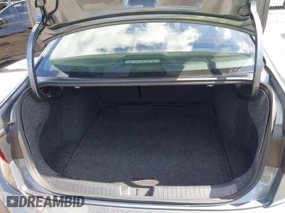 2021 Volkswagen Jetta S z VIN 3VWC57BU7MM013061, wystawiony jako IAAI lot #42148885 z przebiegiem 47 367 mil mil oraz . Historia ofert i sprzedaży dostępna na DreamBid. Obrazek 19.