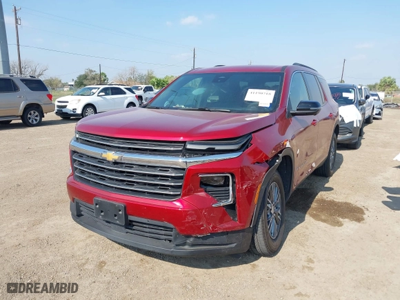 2024 Chevrolet Traverse FWD LT with VIN 1GNERGKS4RJ141560, listed as a IAAI auction lot 41190718 with 8,286 mi miles. Bid and sale history available at carsss.com. Image 2.