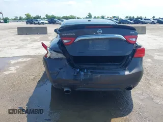2016 Nissan Maxima SR z VIN 1N4AA6AP0GC400686, wystawiony jako IAAI lot #42378284 z przebiegiem 139 996 mil mil oraz . Historia ofert i sprzedaży dostępna na DreamBid. Obrazek 6.