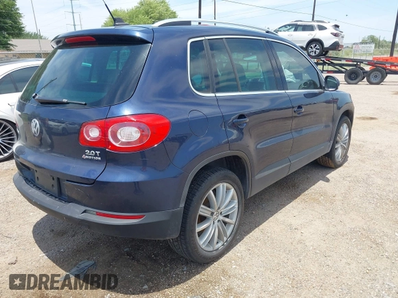 2011 Volkswagen Tiguan SEL с VIN WVGBV7AX4BW506165, выставлен на аукционе IAAI как лот 42256905 с пробегом 171 047 миль миль и . История ставок и продаж доступна на DreamBid. Изображение 4.