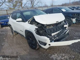 2021 Jeep Compass Latitude with VIN 3C4NJCBB4MT603884, listed as a IAAI auction lot 41486227 with NaN miles. Bid and sale history available at carsss.com. Image 1.