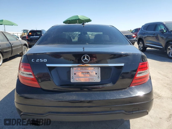 2012 Mercedes-Benz C 250 Sport с VIN WDDGF4HB2CR223351, выставлен на аукционе Copart как лот 60538315 с пробегом 137 032 миль миль и Списание • Salvage title. История ставок и продаж доступна на DreamBid. Изображение 6.