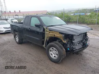 2025 Nissan Frontier SV with VIN 1N6ED1CM6SN622362, listed as a IAAI auction lot 42319238 with 1,186 mi miles and . Bid and sale history available at DreamBid. Image 1.