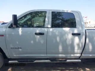 2022 Ram 2500 Tradesman with VIN 3C6UR5HJ1NG202731, listed as a IAAI auction lot 41851223 with 96,715 mi miles. Bid and sale history available at carsss.com. Image 14.