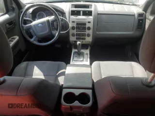 2011 Ford Escape XLT с VIN 1FMCU9DG8BKB02212, выставлен на аукционе Copart как лот 58200445 с пробегом 168 284 миль миль и Списание • Salvage title. История ставок и продаж доступна на DreamBid. Изображение 8.