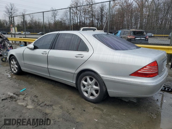 2006 Mercedes-Benz S 430 with VIN WDBNG83J56A480722, listed as a Copart auction lot 84189154 with 126,437 mi miles and Salvage Title. Bid and sale history available at carsss.com. Image 2.