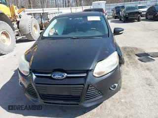 2013 Ford Focus SE with VIN 1FADP3K24DL365417, listed as a IAAI auction lot 41792235 with 187,607 mi miles. Bid and sale history available at carsss.com. Image 12.