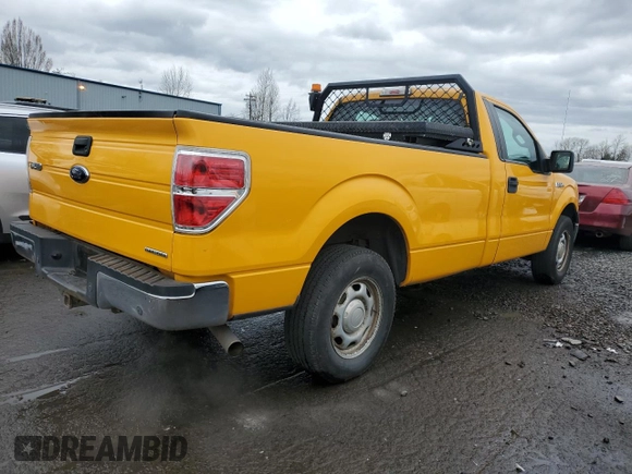 2013 Ford F-150 XL with VIN 1FTNF1CFXDKG00027, listed as a Copart auction lot 48748605 with 121,009 mi miles and Clean title. Bid and sale history available at DreamBid. Image 3.