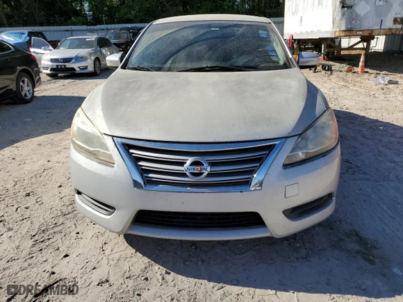 2014 Nissan Sentra SV with VIN 3N1AB7AP3EL659755, listed as a Copart auction lot 53167555 with 146,674 mi miles and Clean Title. Bid and sale history available at carsss.com. Image 5.