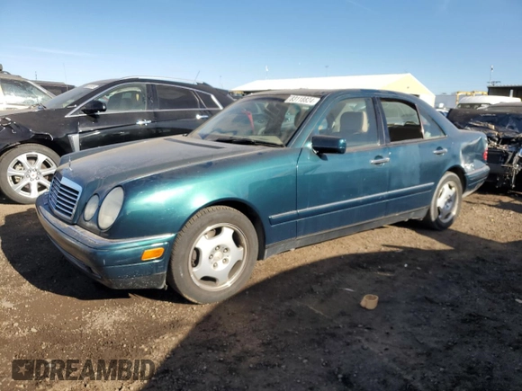 1997 Mercedes-Benz E-Class with VIN WDBJF72F7VA518538, listed as a Copart auction lot 83118824 with 167,288 mi miles and Salvage Title. Bid and sale history available at carsss.com. Image 1.