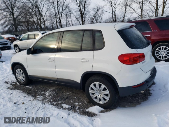 2012 Volkswagen Tiguan with VIN WVGCV7AX1CW598552, listed as a Copart auction lot 41582135 with 149,666 mi miles and Clean Title. Bid and sale history available at DreamBid. Image 2.
