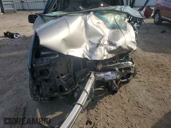 1999 Chevrolet Suburban with VIN 3GNEC16R6XG273420, listed as a Copart auction lot 48165625 with 246,150 mi miles and Salvage Title. Bid and sale history available at carsss.com. Image 12.