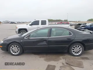 2004 Chrysler 300M M z VIN 2C3HE66G94H686024, wystawiony jako IAAI lot #42174229 z przebiegiem 150 628 mil mil oraz . Historia ofert i sprzedaży dostępna na DreamBid. Obrazek 14.